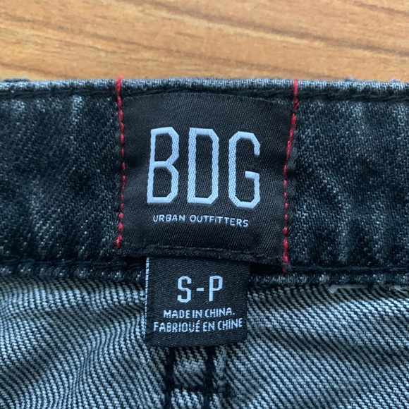 Urban Outfitters BDG Black distressed denim skirt - Picture 6 of 7